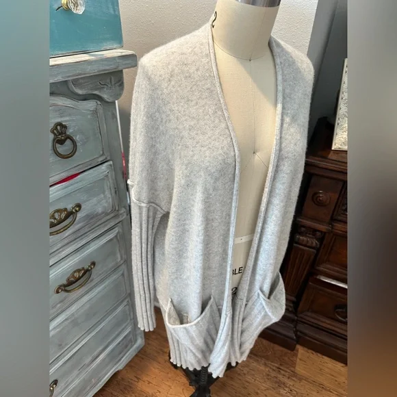 Anthropologie Pilcro Super Soft Gray Open Front Cardigan - Picture 6 of 8